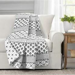 Wholesale ✨ Lush Decor Monique Stripe Throw ???? -Ella Jayne shop unnamed file 1740